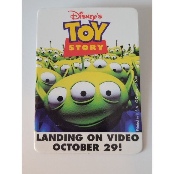 Toy Story Movie Release Promo Cardboard Pin Back Button Aliens Green Men Oct. 29 - Picture 1 of 5